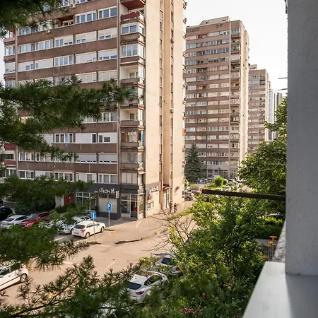 Midway Premium Brand New Apartment *