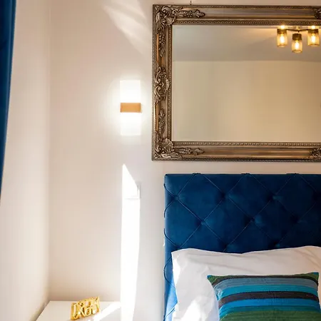 Midway Premium Brand New Apartment *