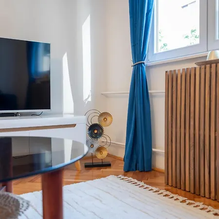 Midway Premium Brand New Apartment Sarajevo