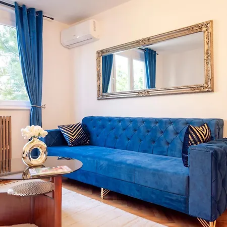 Apartment Midway Premium Brand New *