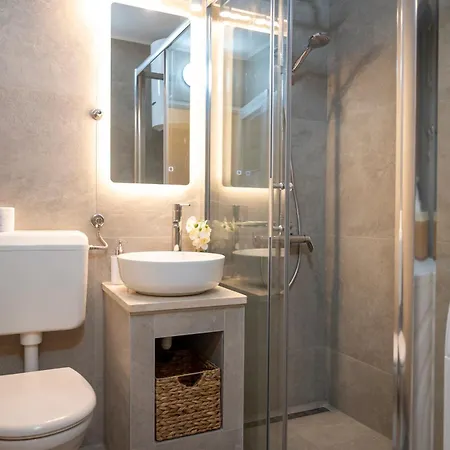 Midway Premium Brand New Apartment Sarajevo